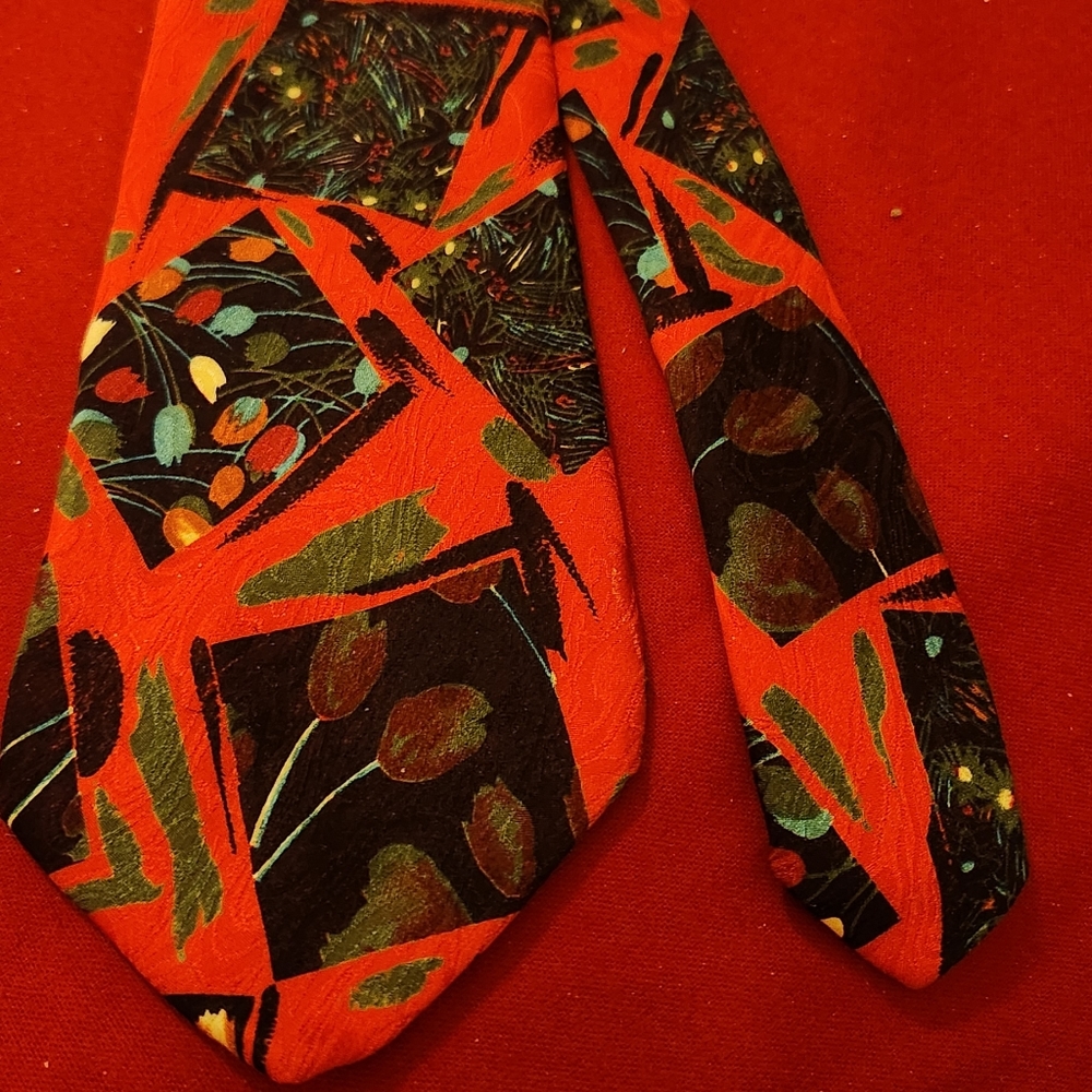 FENDI SILK Men's NECKTIE CHRISTMAS VALENTINES RED Italy 3.5 " 58"
